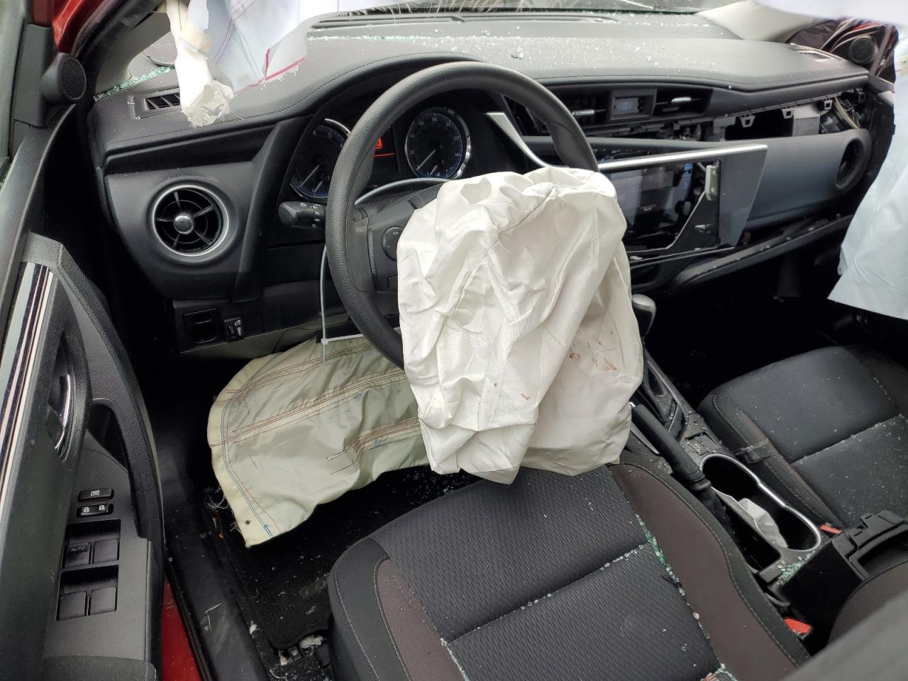 2018 Toyota Corolla - Image 8