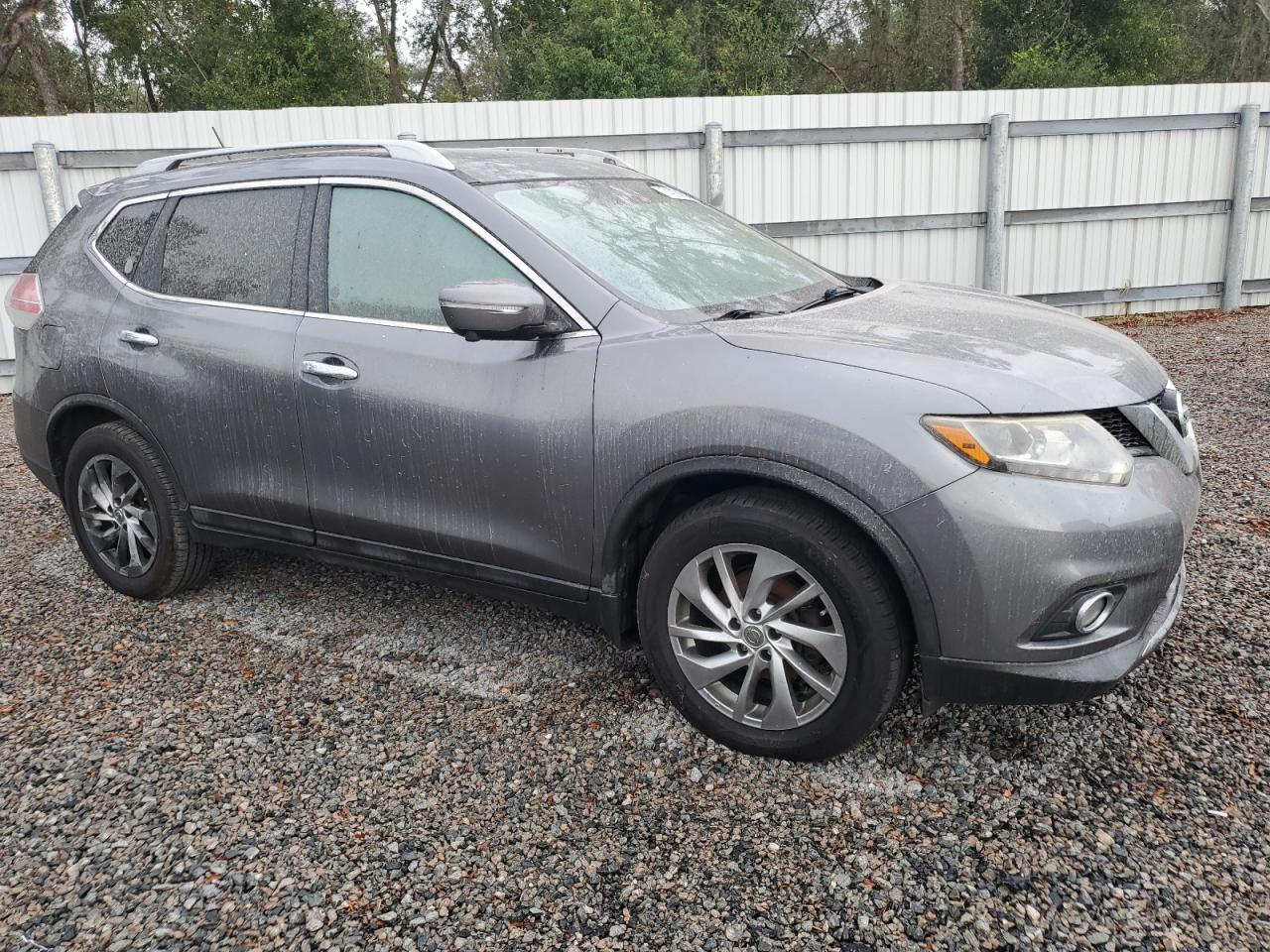 2015 Nissan Rogue - Image 4