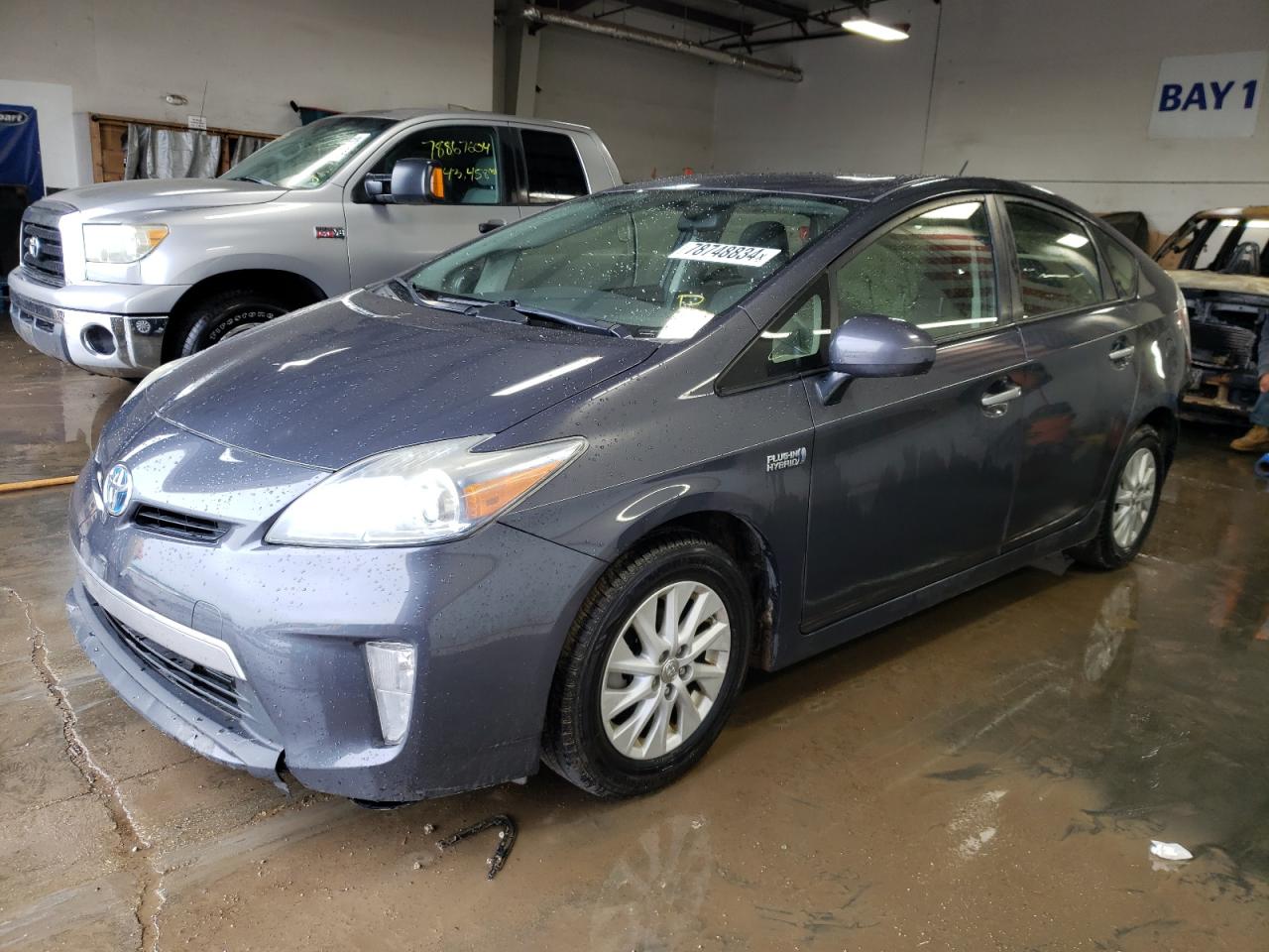 2013 TOYOTA PRIUS