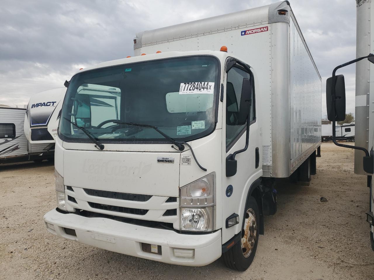 2017 Isuzu Nrr for Sale in Kansas City, KS - Normal Wear