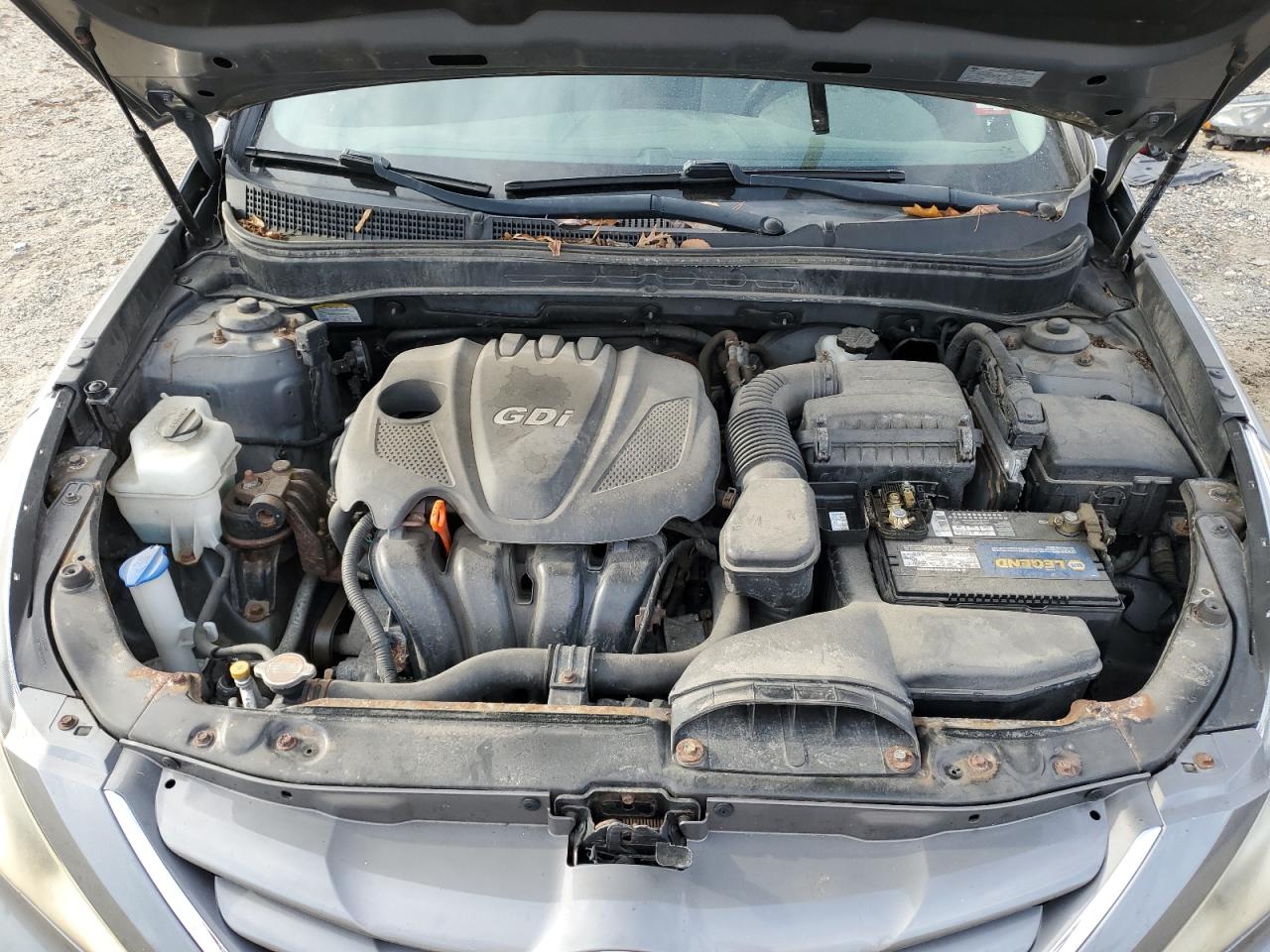 2011 Hyundai Sonata - Image 11