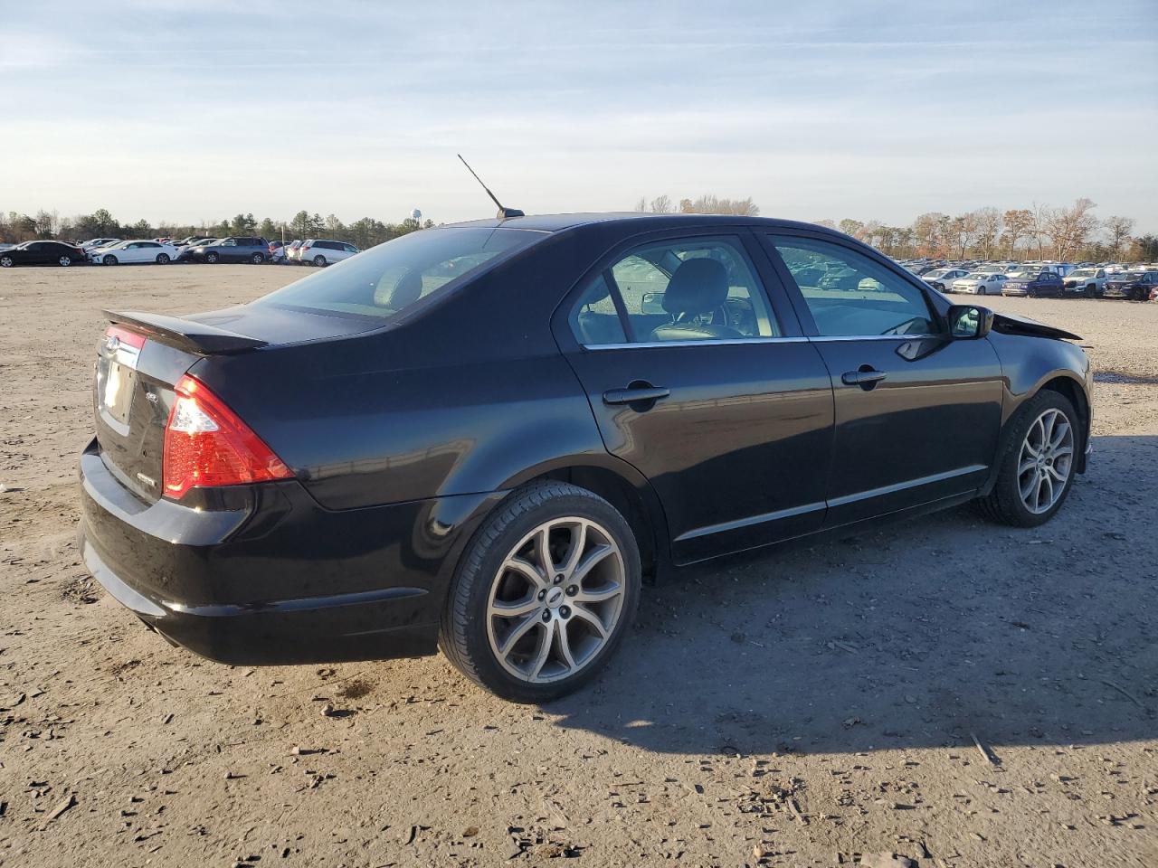 2012 Ford Fusion - Image 3