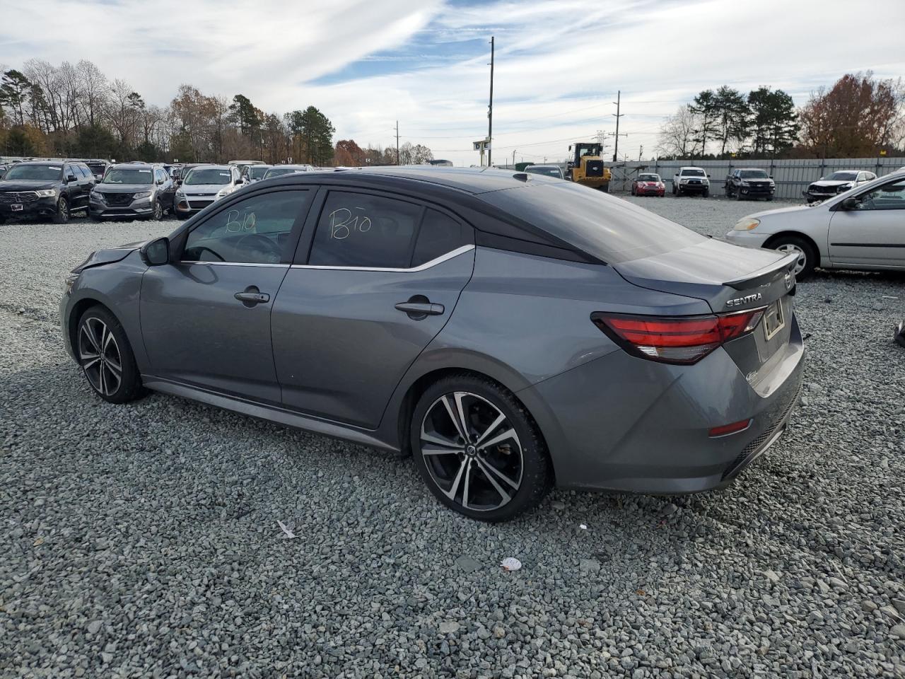 2022 Nissan Sentra - Image 3