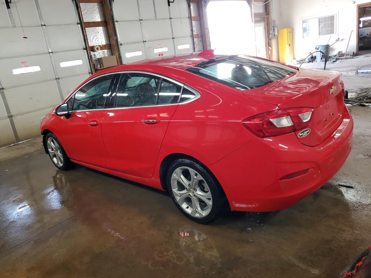 2016 Chevrolet Cruze - Image 2