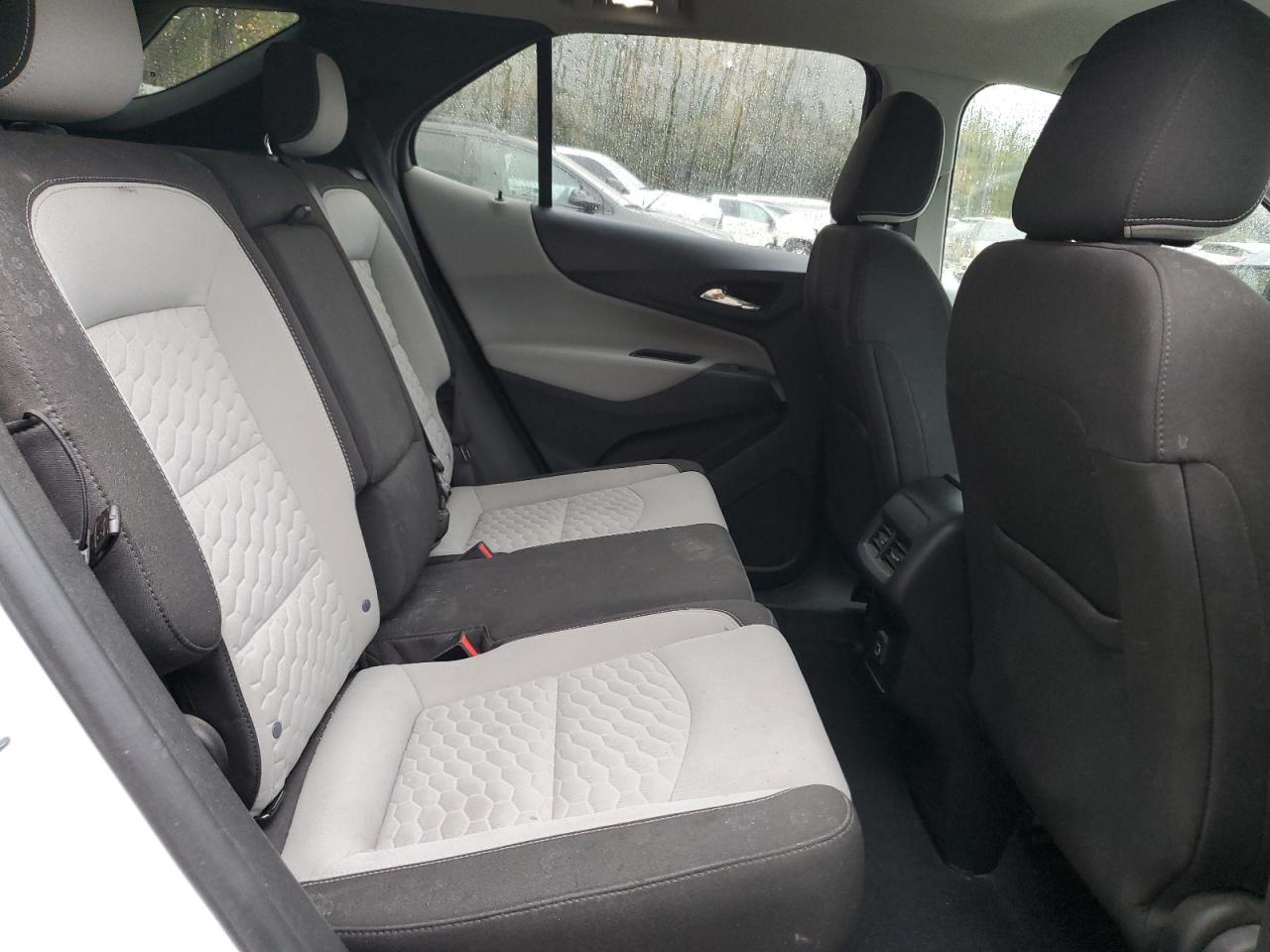 2019 Chevrolet Equinox - Image 11