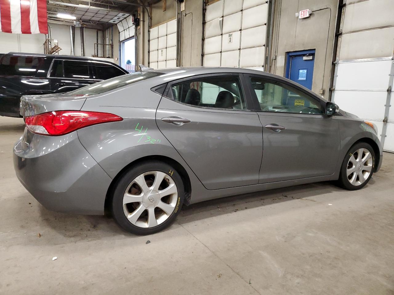 2013 Hyundai Elantra - Image 3