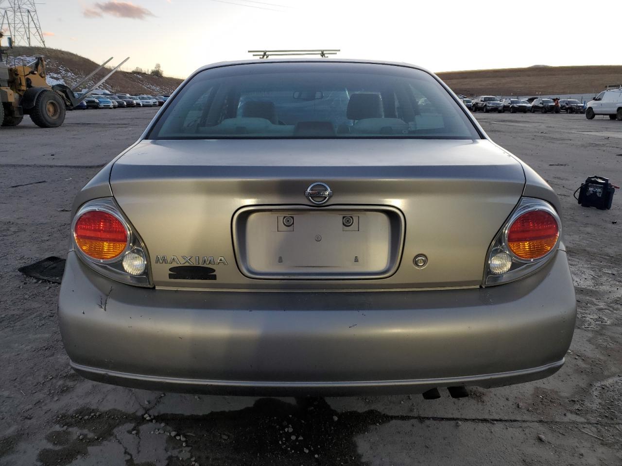 2002 Nissan Maxima - Image 6
