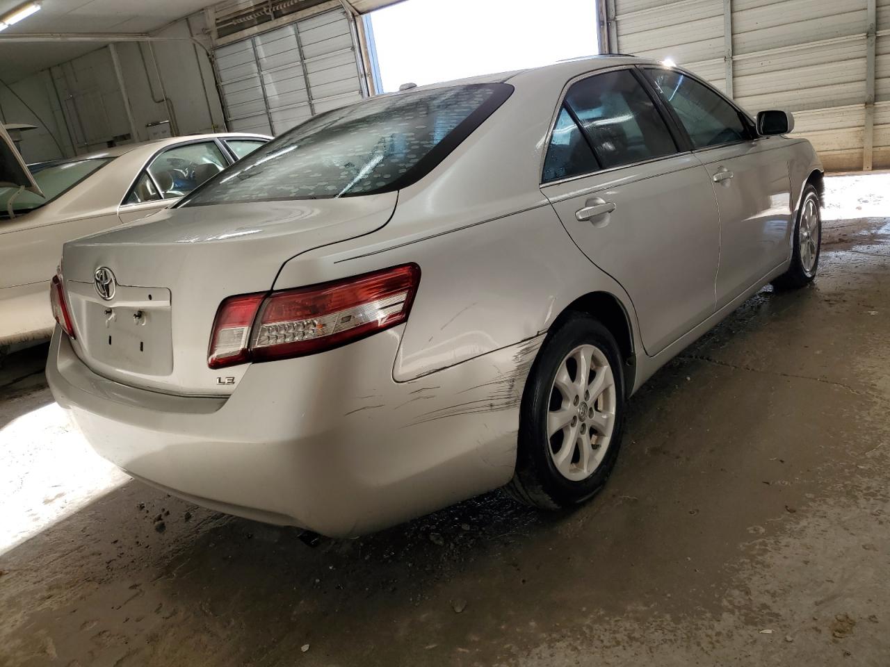 2010 Toyota Camry - Image 3