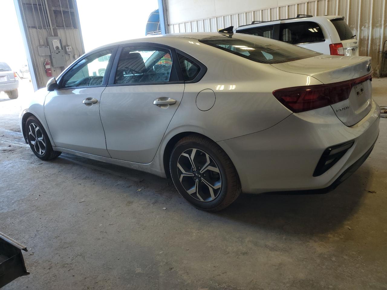 VIN 3KPF24AD9LE179549 2020 KIA FORTE no.2