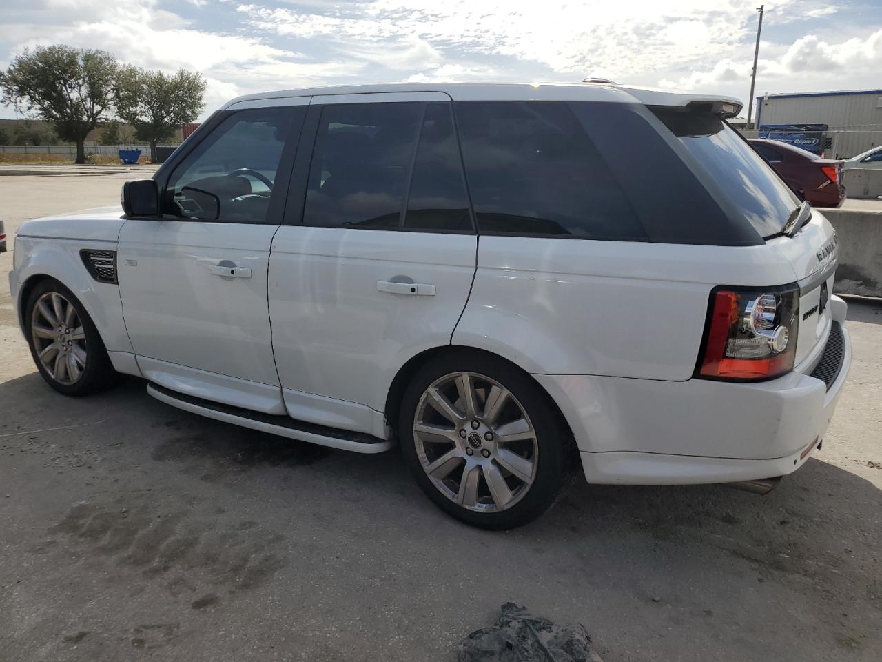 2012 Land Rover Range Rover - Image 2