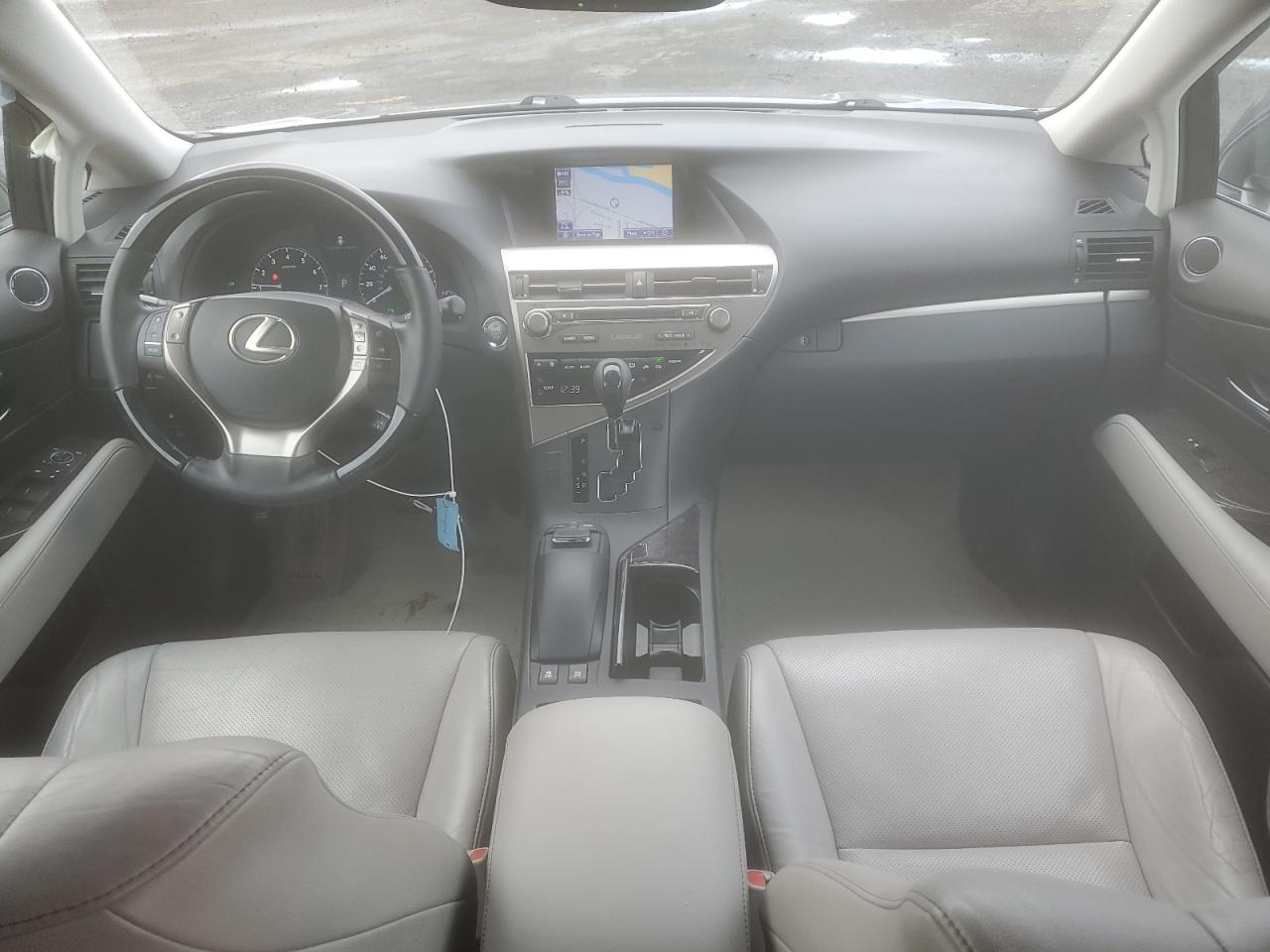 2015 Lexus RX - Image 8