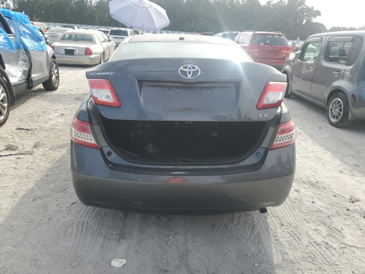 2011 Toyota Camry - Image 6