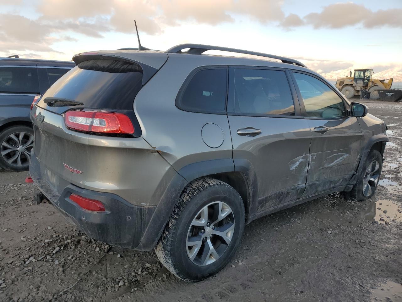 2018 Jeep Cherokee - Image 3