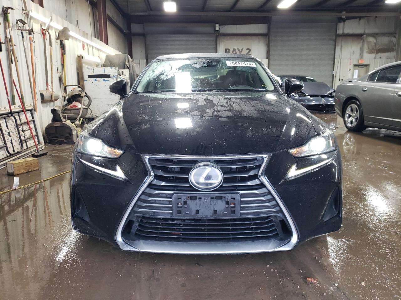 2017 Lexus IS - Image 5