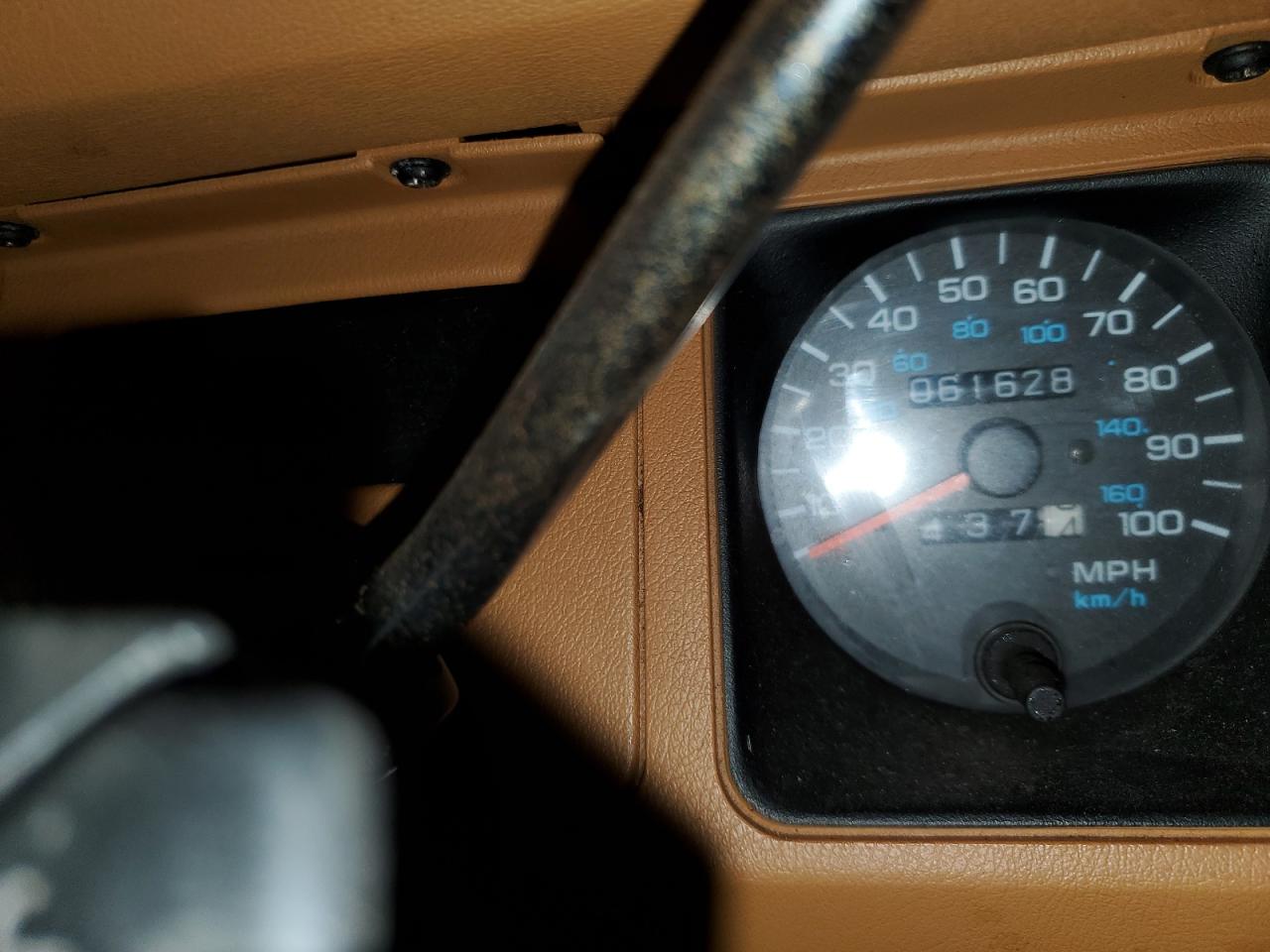 1995 Jeep Wrangler - Image 9