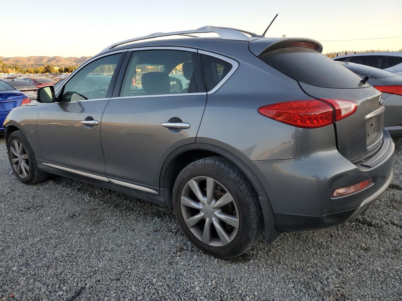 2017 Infiniti QX50 - Image 2