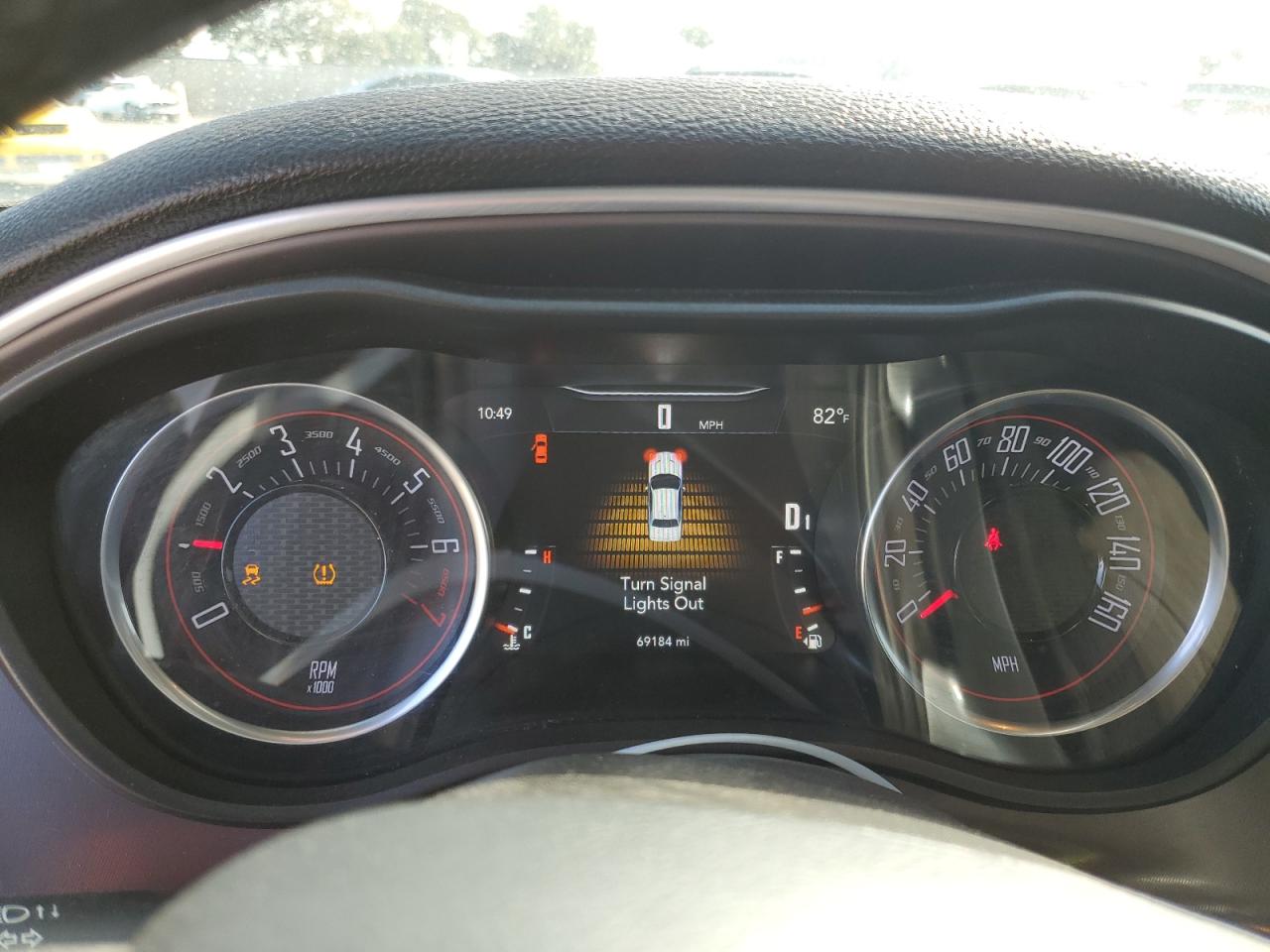 2020 Dodge Challenger - Image 9