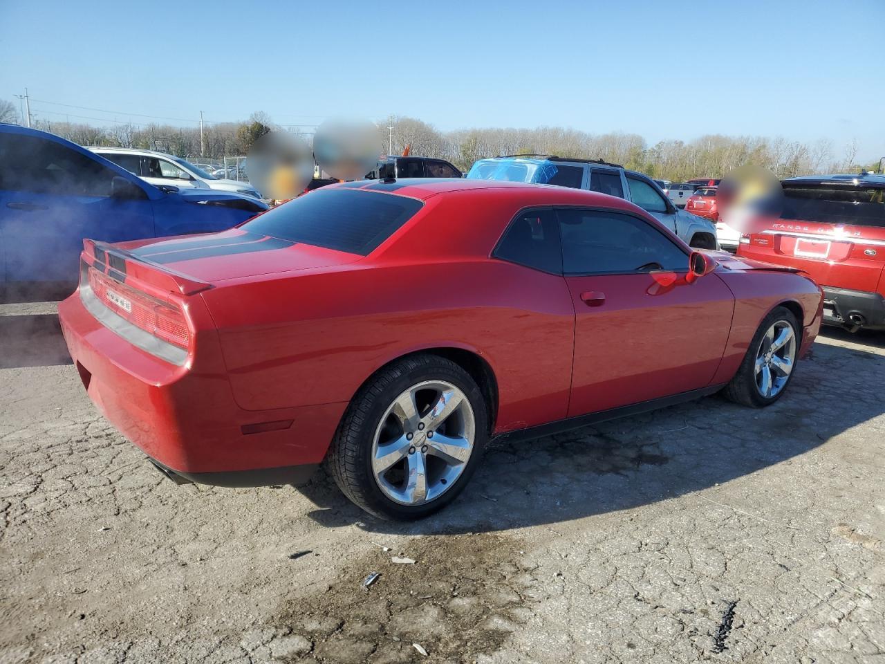 2013 Dodge Challenger - Image 3