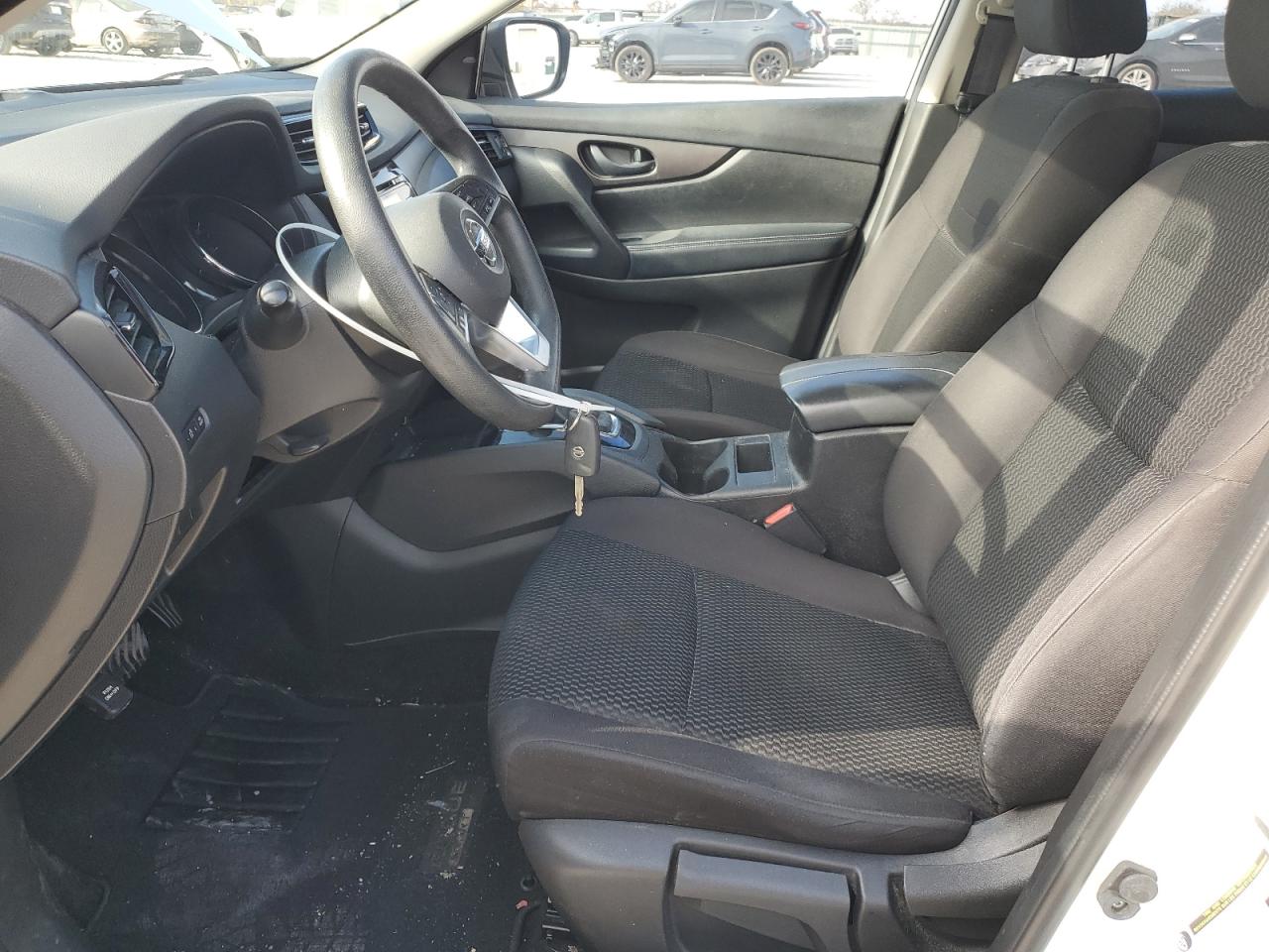 2018 Nissan Rogue - Image 7
