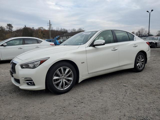 2017 Infiniti Q50 Premium