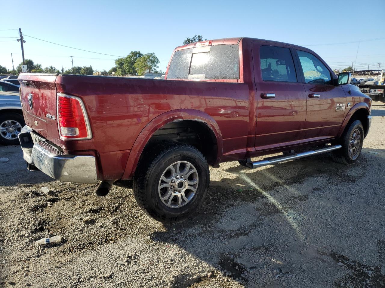 VIN 3C6UR5FL5JG406575 2018 RAM 2500 no.3