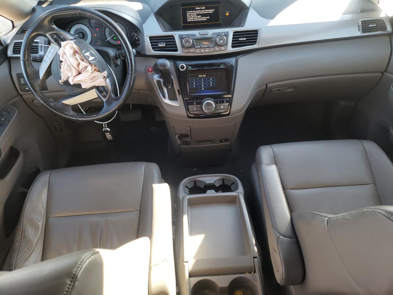 2016 Honda Odyssey - Image 8