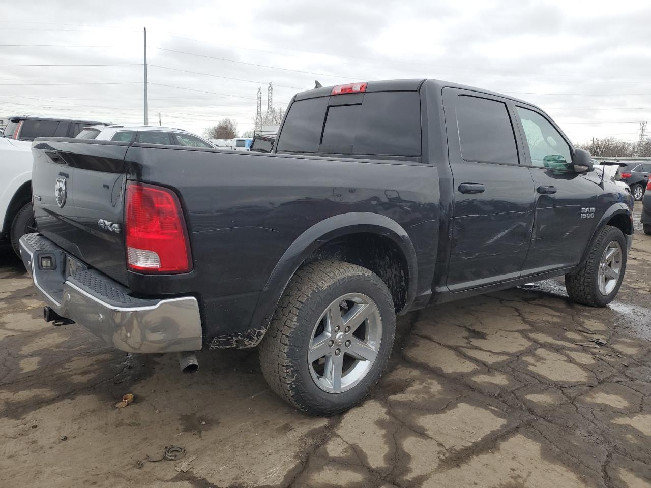 2015 RAM 1500 - Image 3