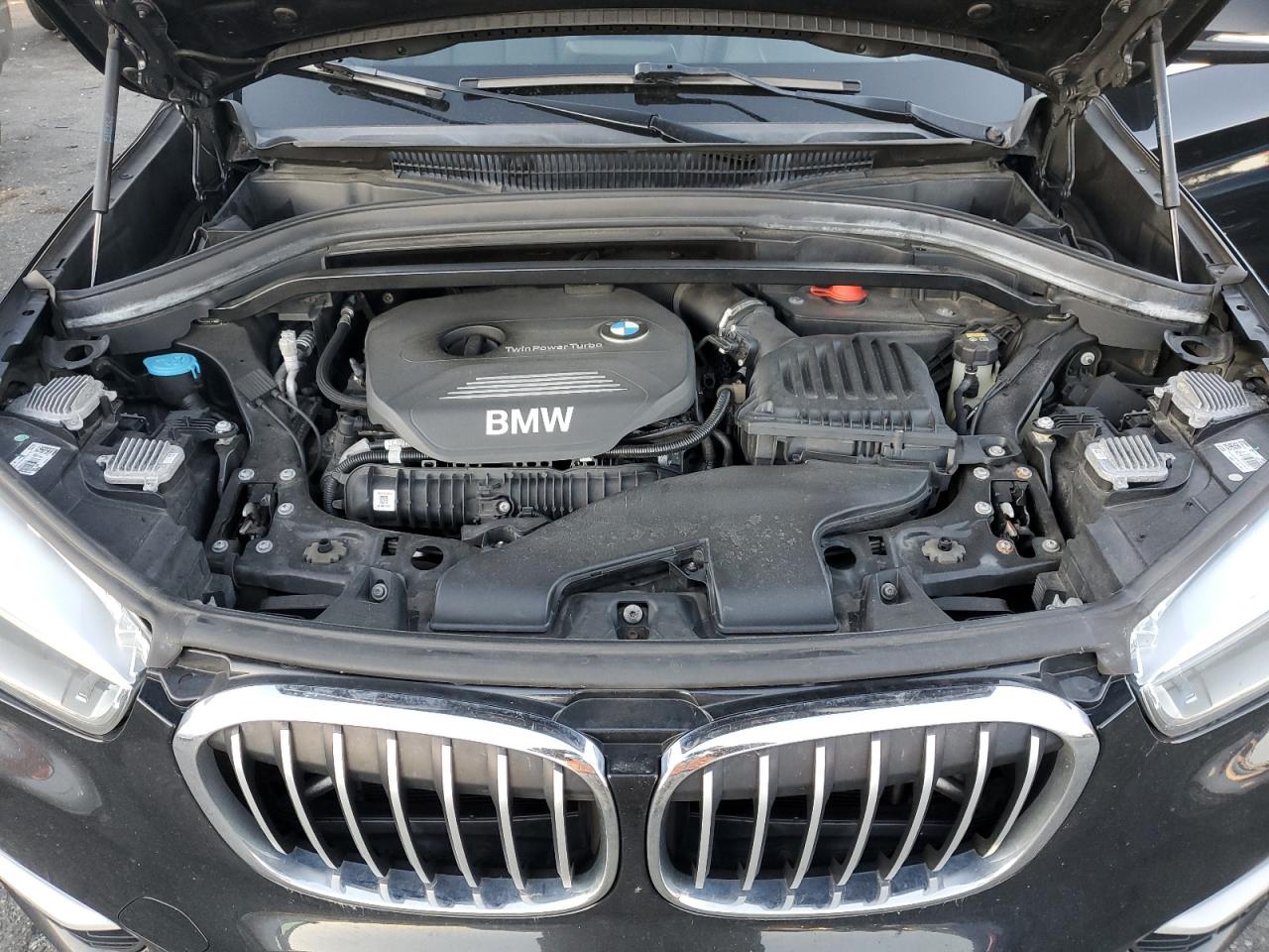 2017 BMW X1 - Image 12
