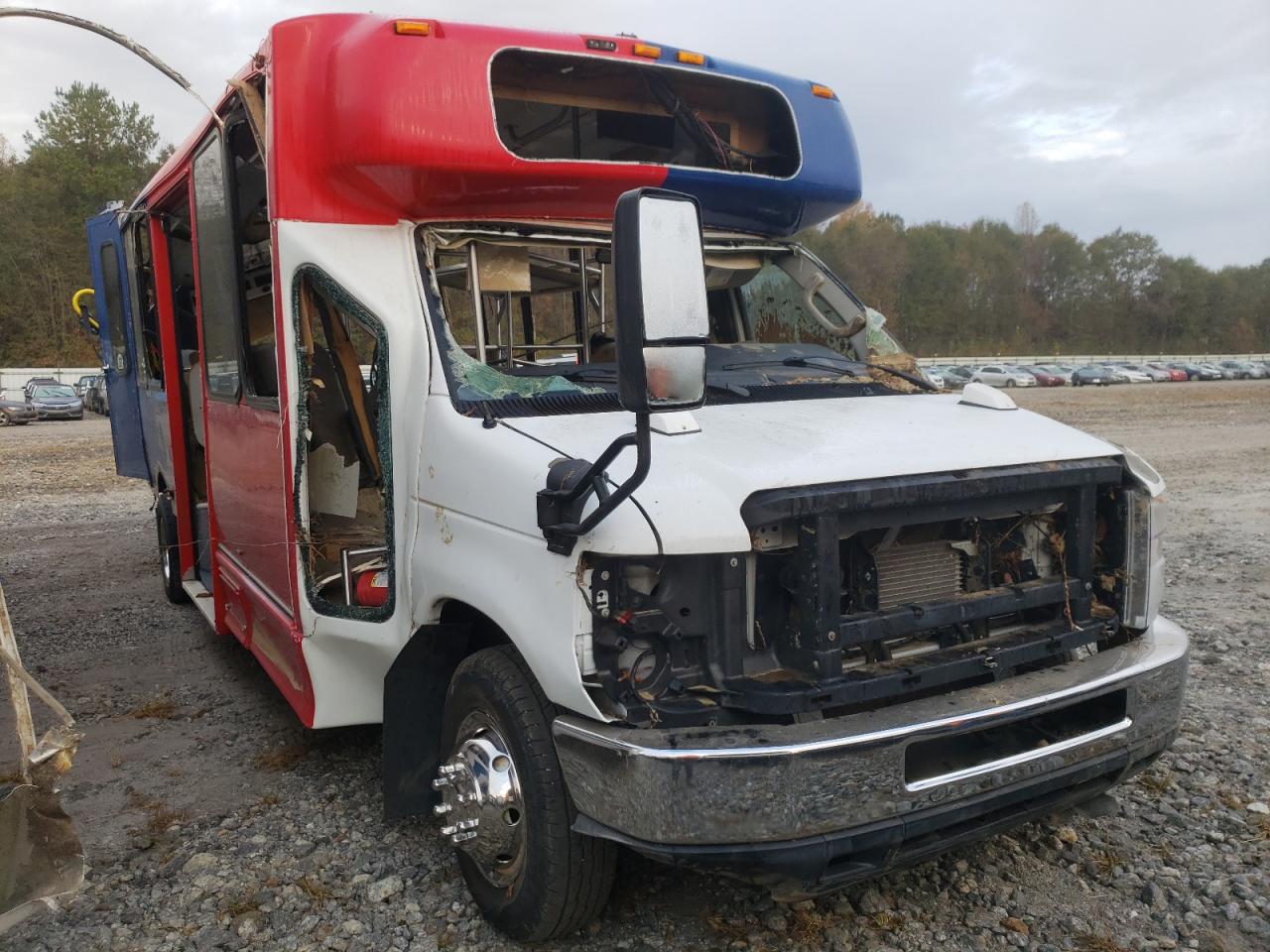 2013 Ford Econoline - Image 4