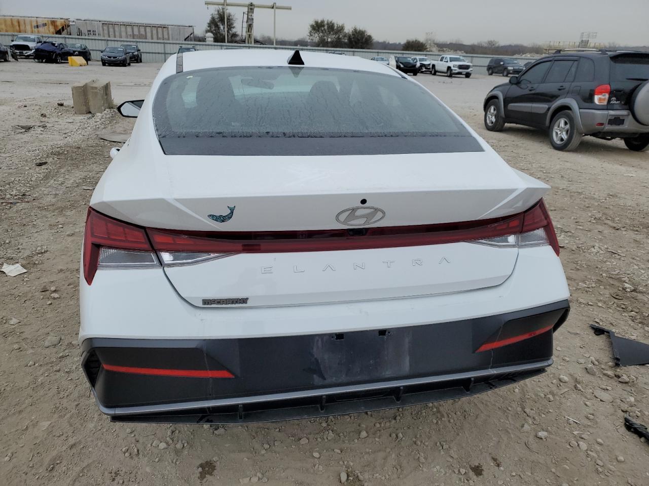 2024 Hyundai Elantra - Image 6