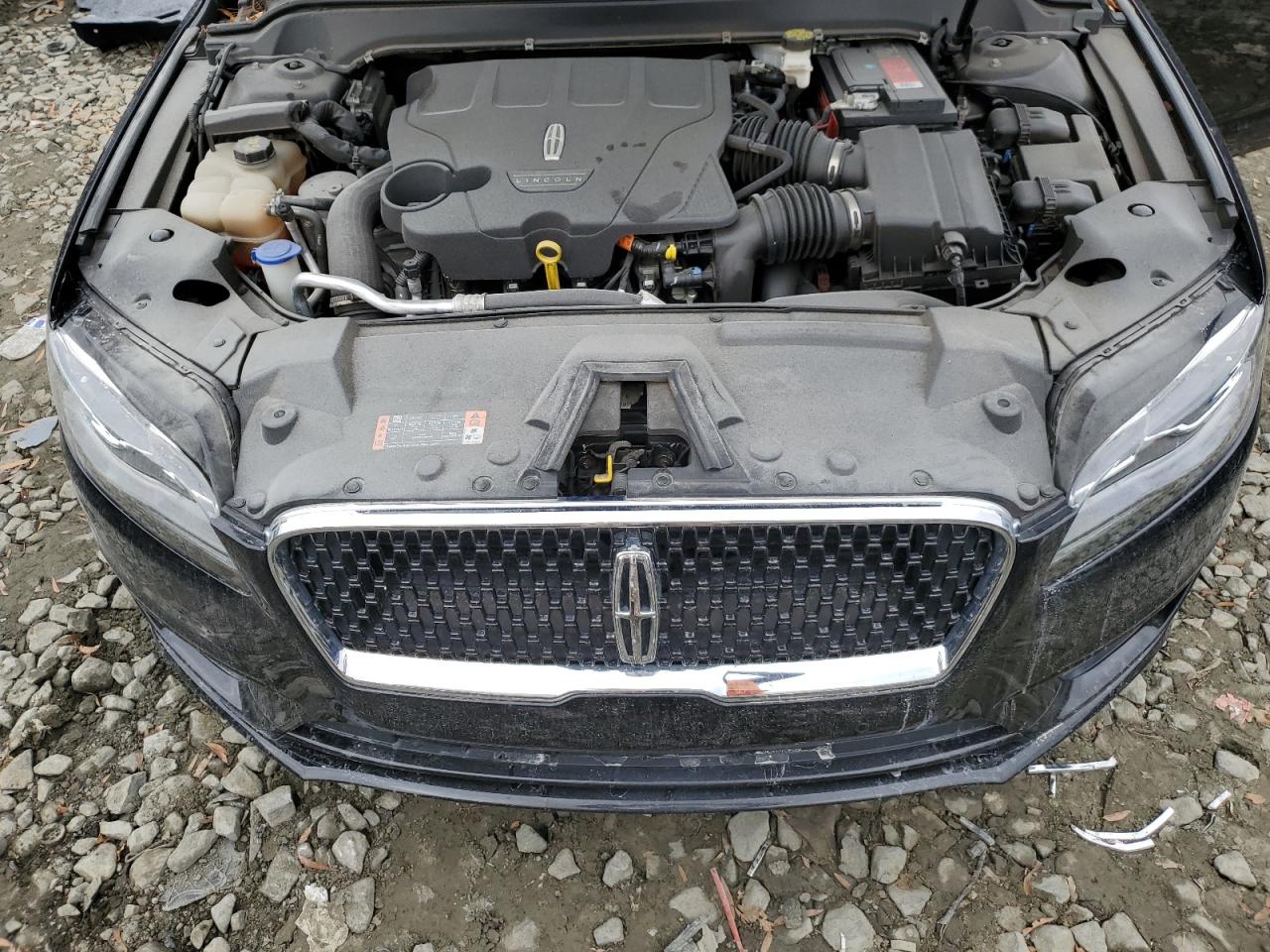 2020 Lincoln MKZ - Image 11