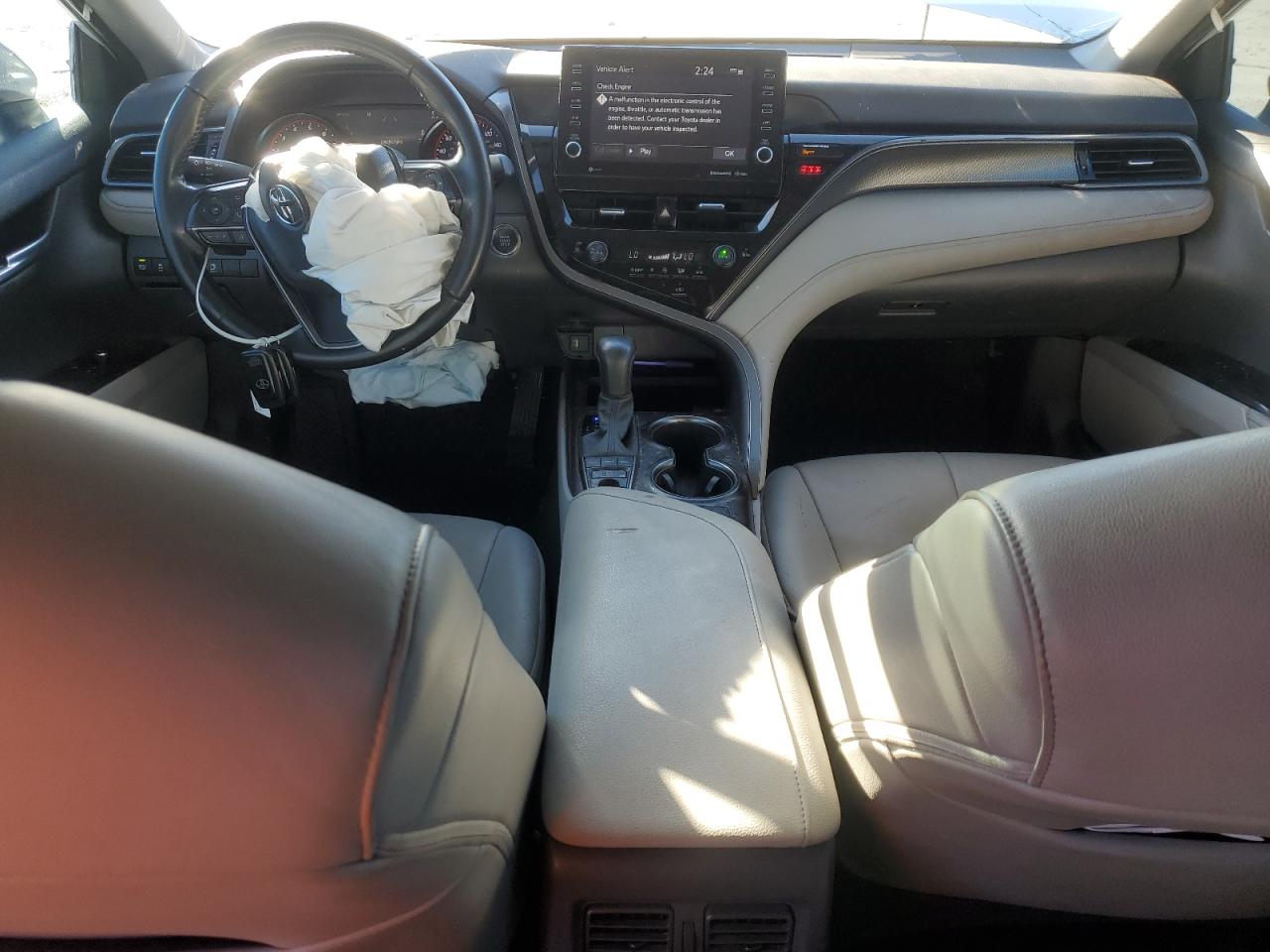2021 Toyota Camry - Image 8