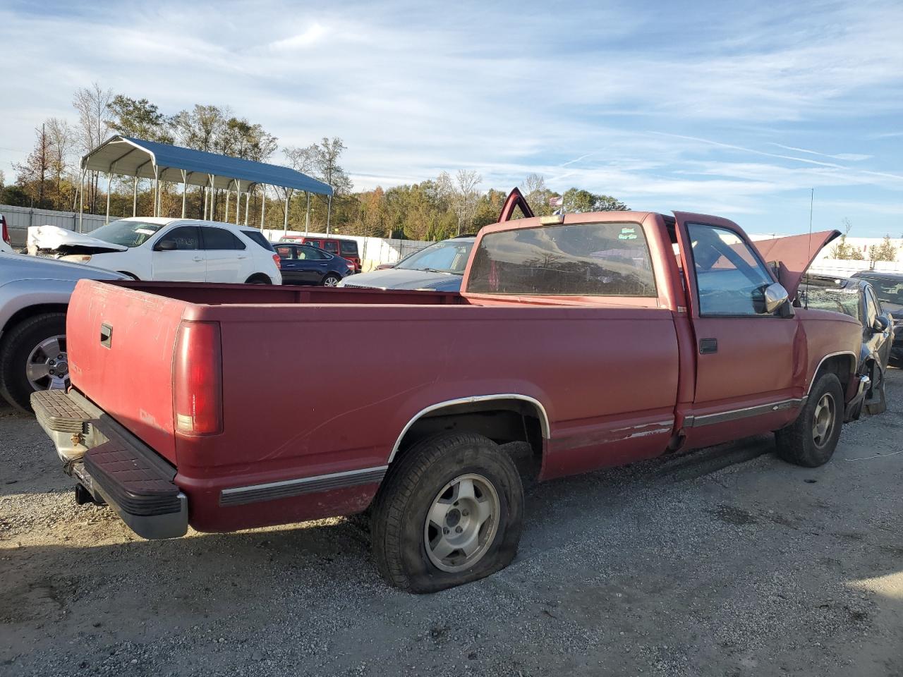 1990 Chevrolet GMT-400 - Image 3