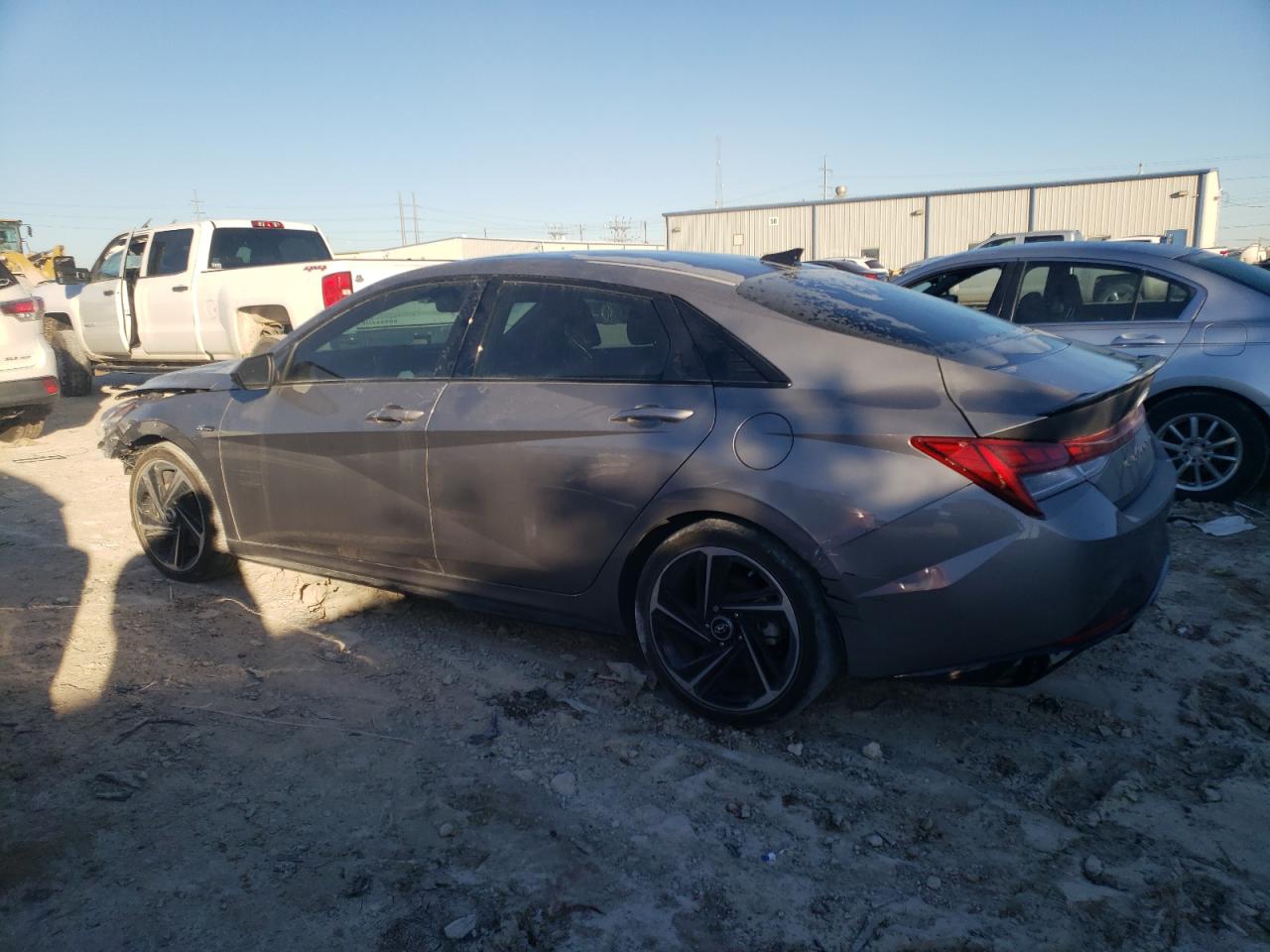 2023 Hyundai Elantra - Image 2