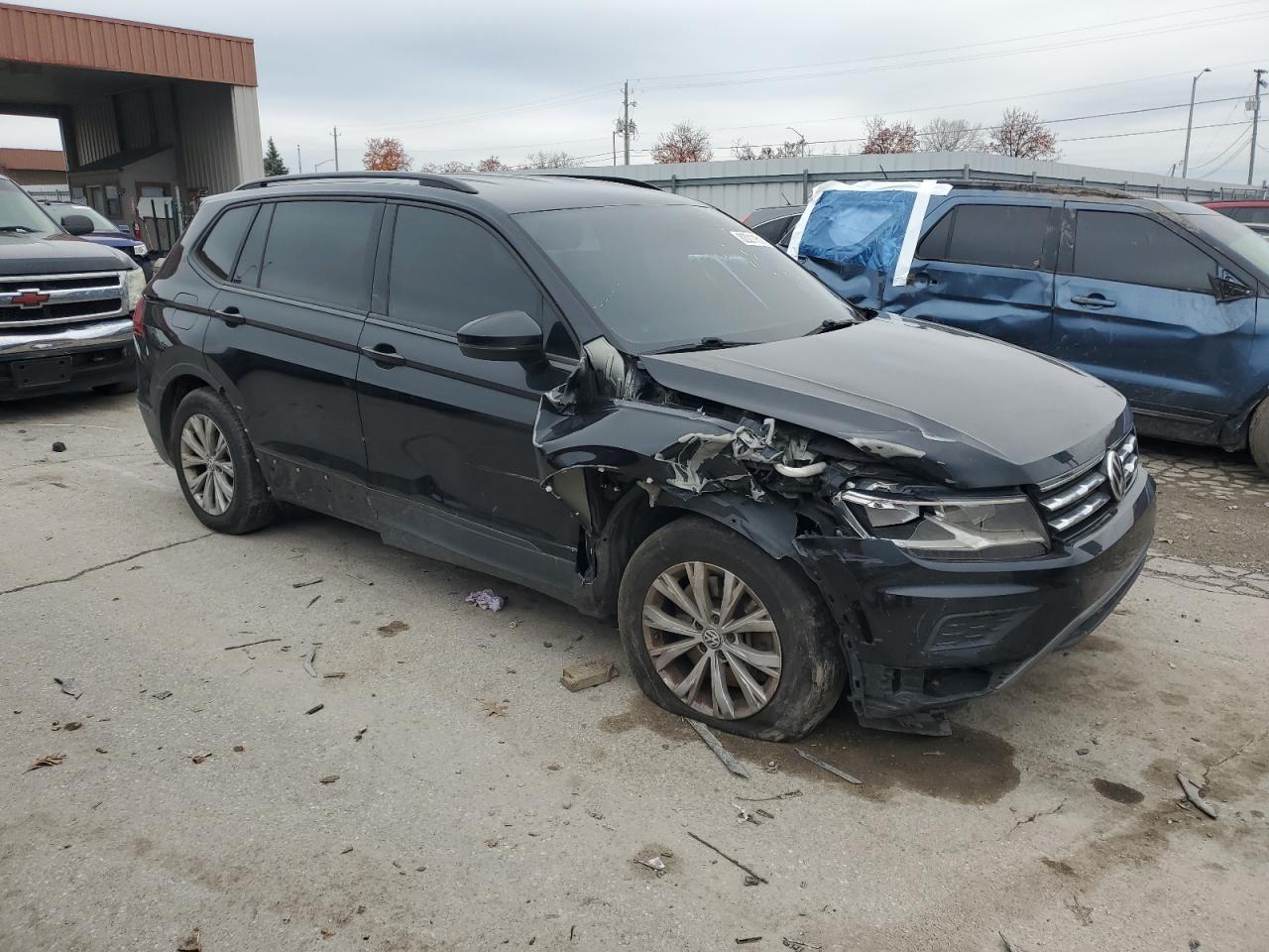 VIN 3VV0B7AX1KM182985 2019 VOLKSWAGEN TIGUAN no.4