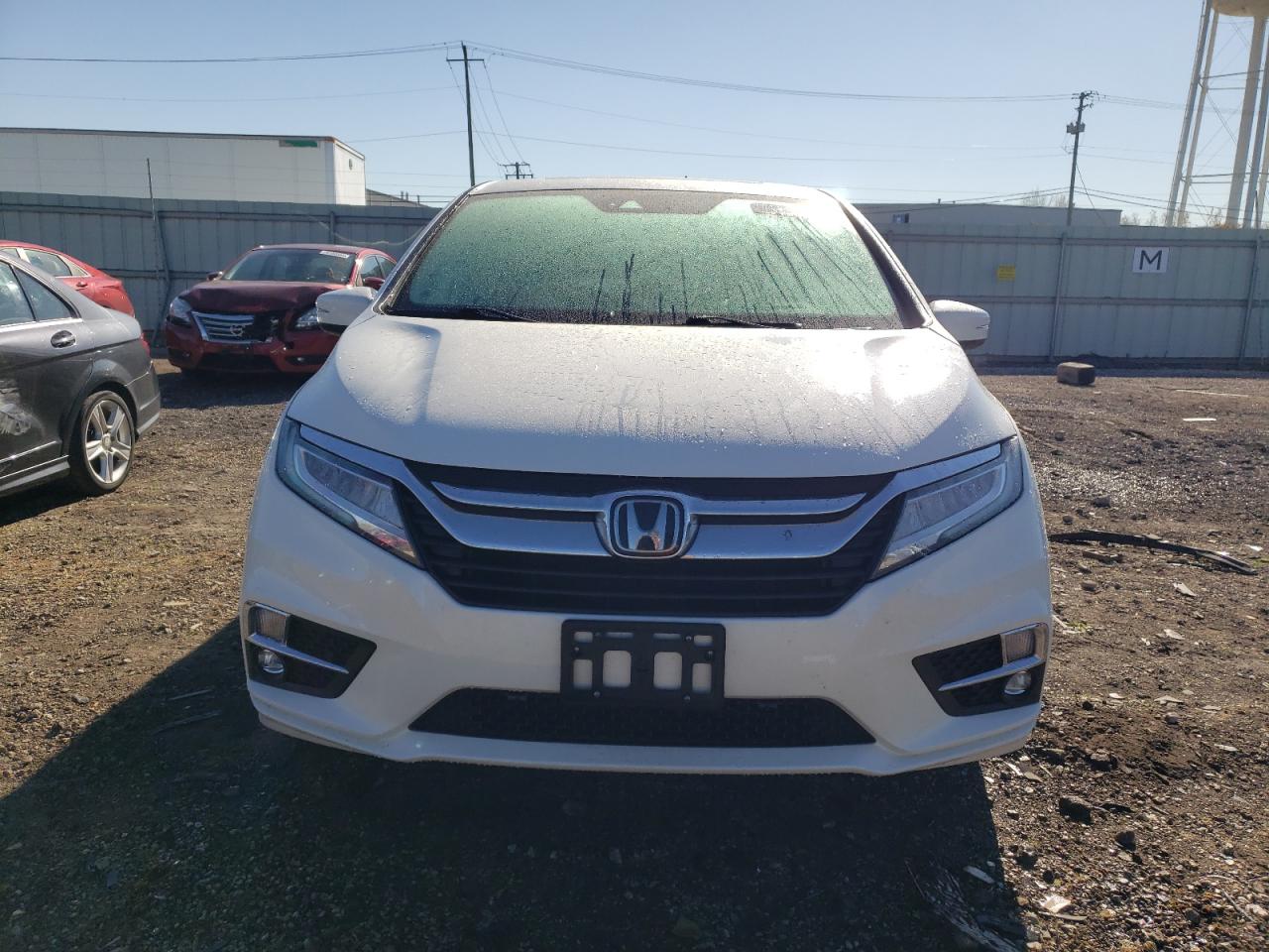 VIN 5FNRL6H99KB071187 2019 HONDA ODYSSEY no.5