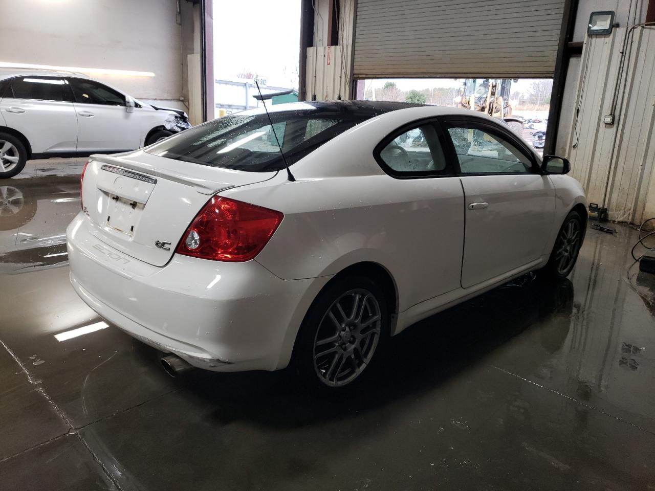 2005 Scion tC - Image 3
