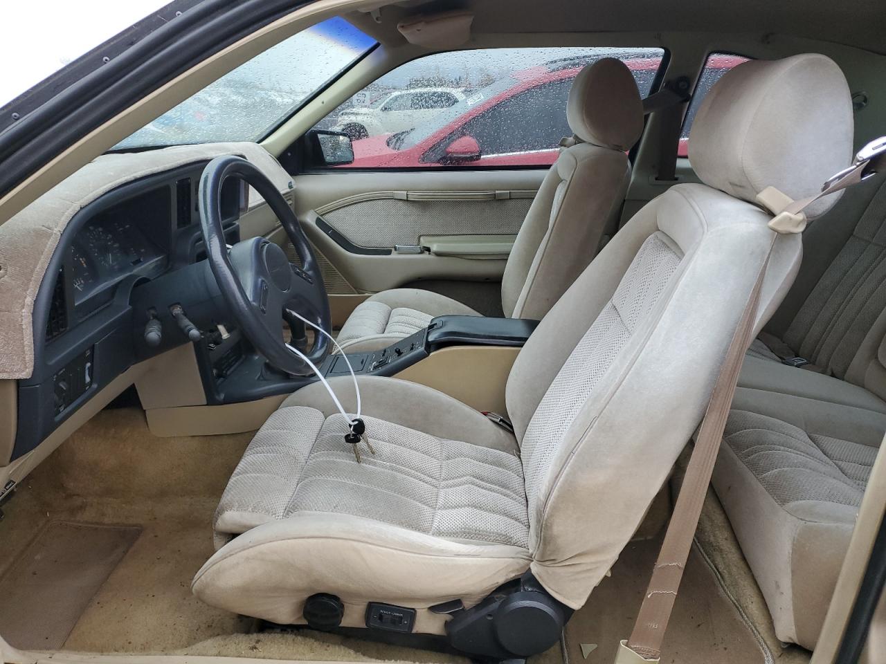 1987 Ford Thunderbird VIN: 1FABP64W7HH137025 Lot: 80162264