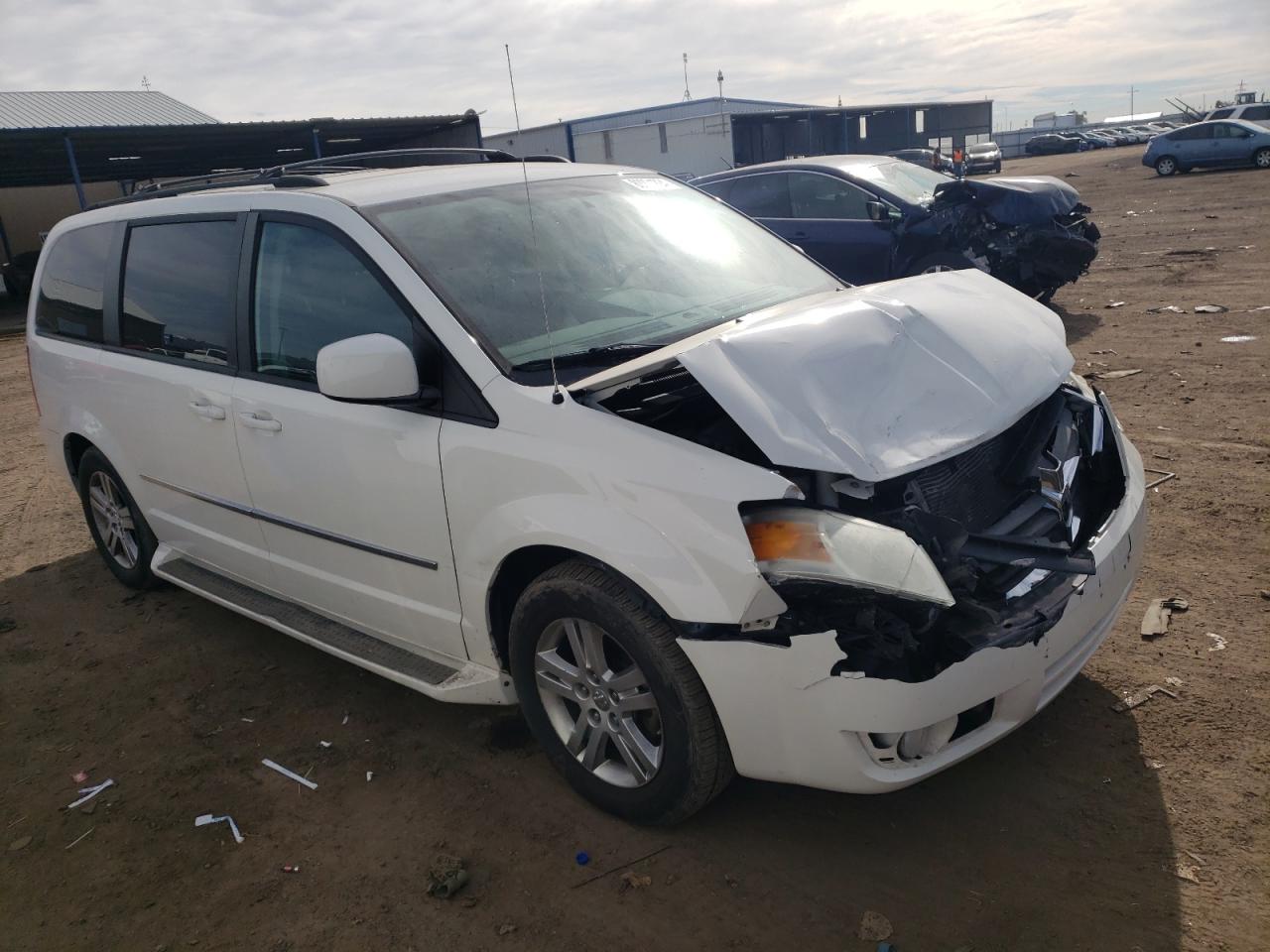 2010 Dodge Caravan - Image 4
