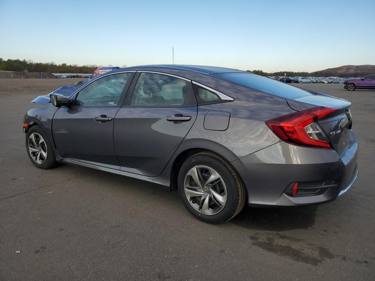2HGFC2F64KH548267 2019 HONDA CIVIC - Image 2