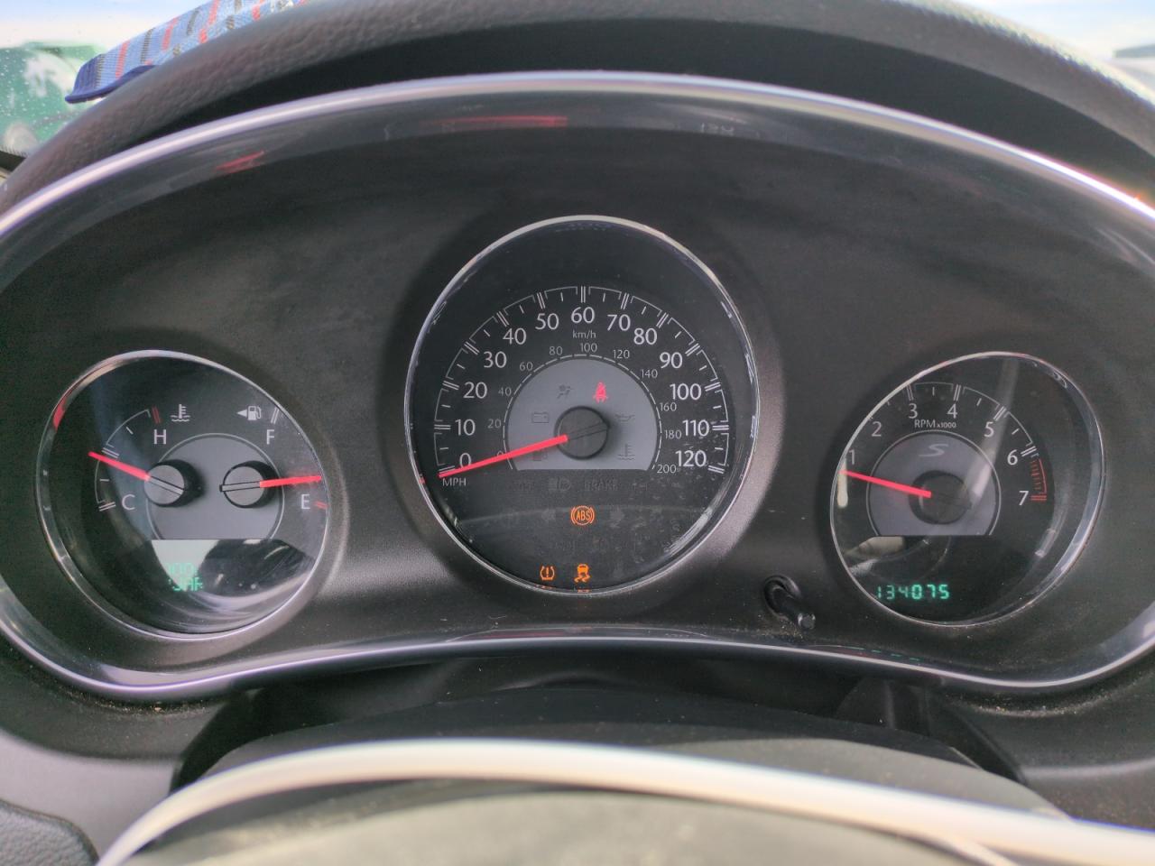 2012 Chrysler 200 - Image 9