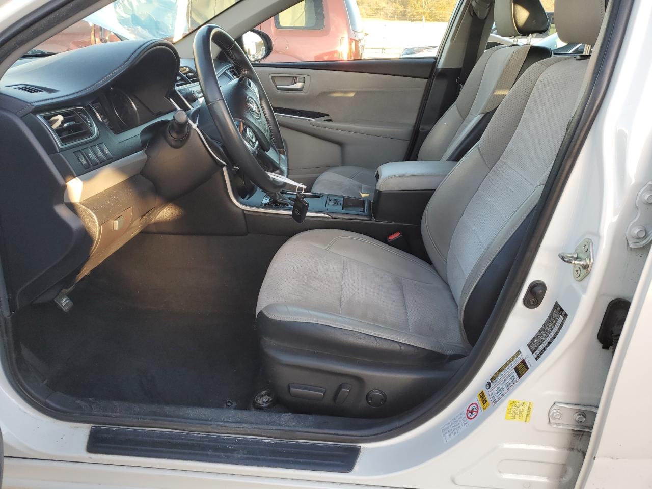 2015 Toyota Camry - Image 7