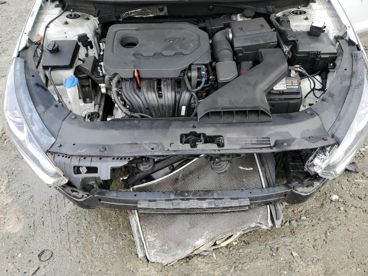 2018 Hyundai Sonata - Image 11