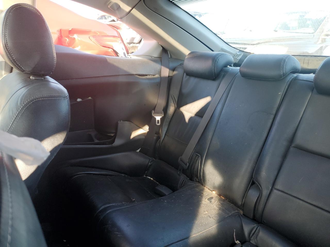 2006 Scion tC - Image 12