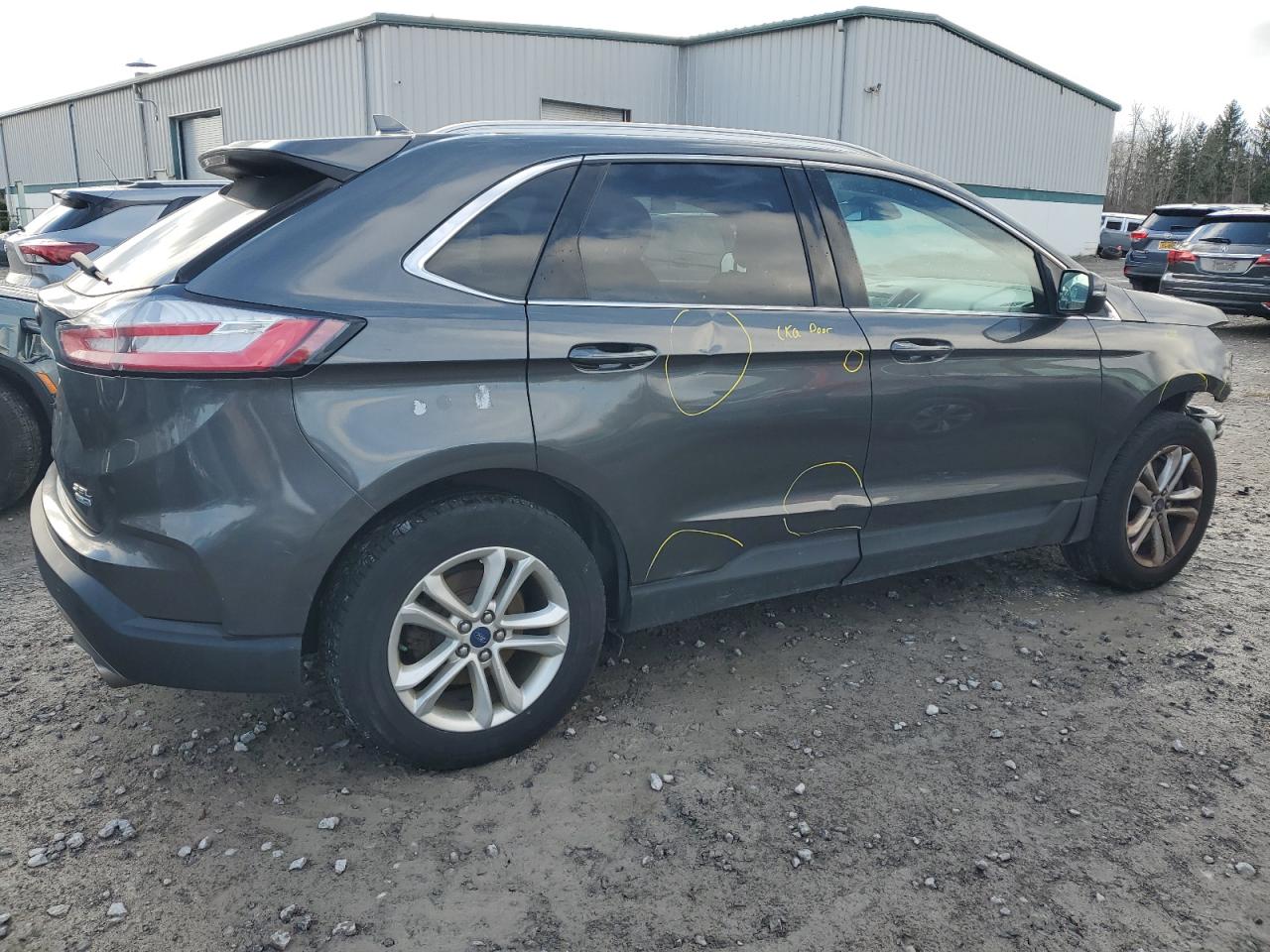2019 Ford Edge - Image 3