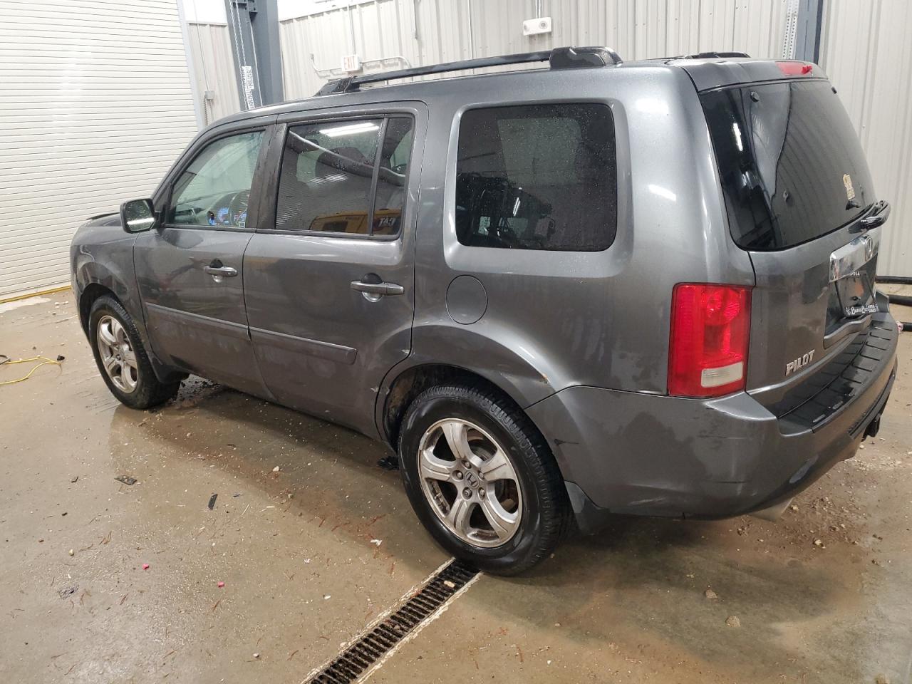 2013 Honda Pilot - Image 2