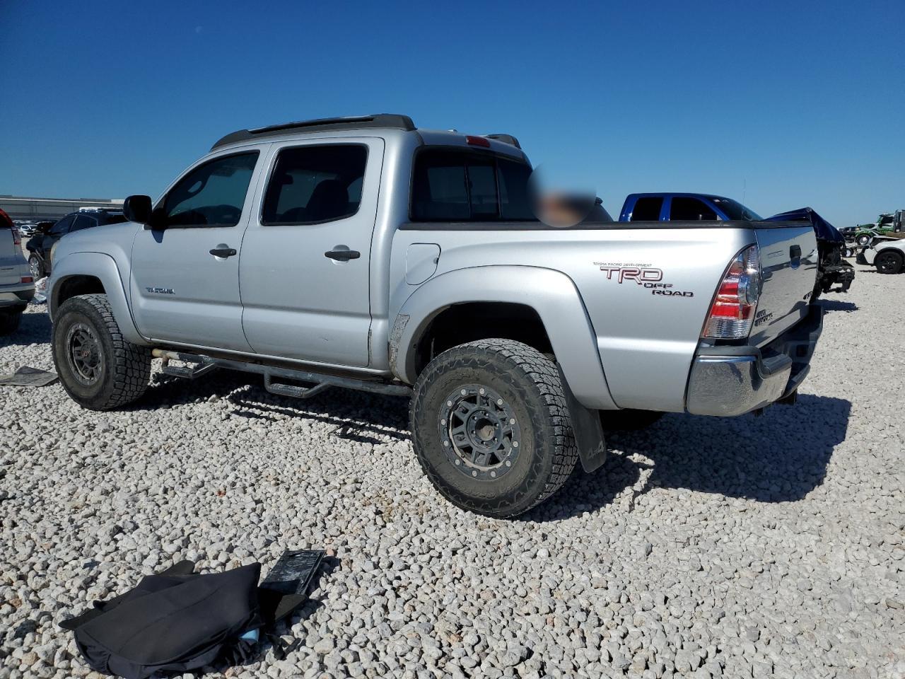 2009 Toyota Tacoma - Image 2