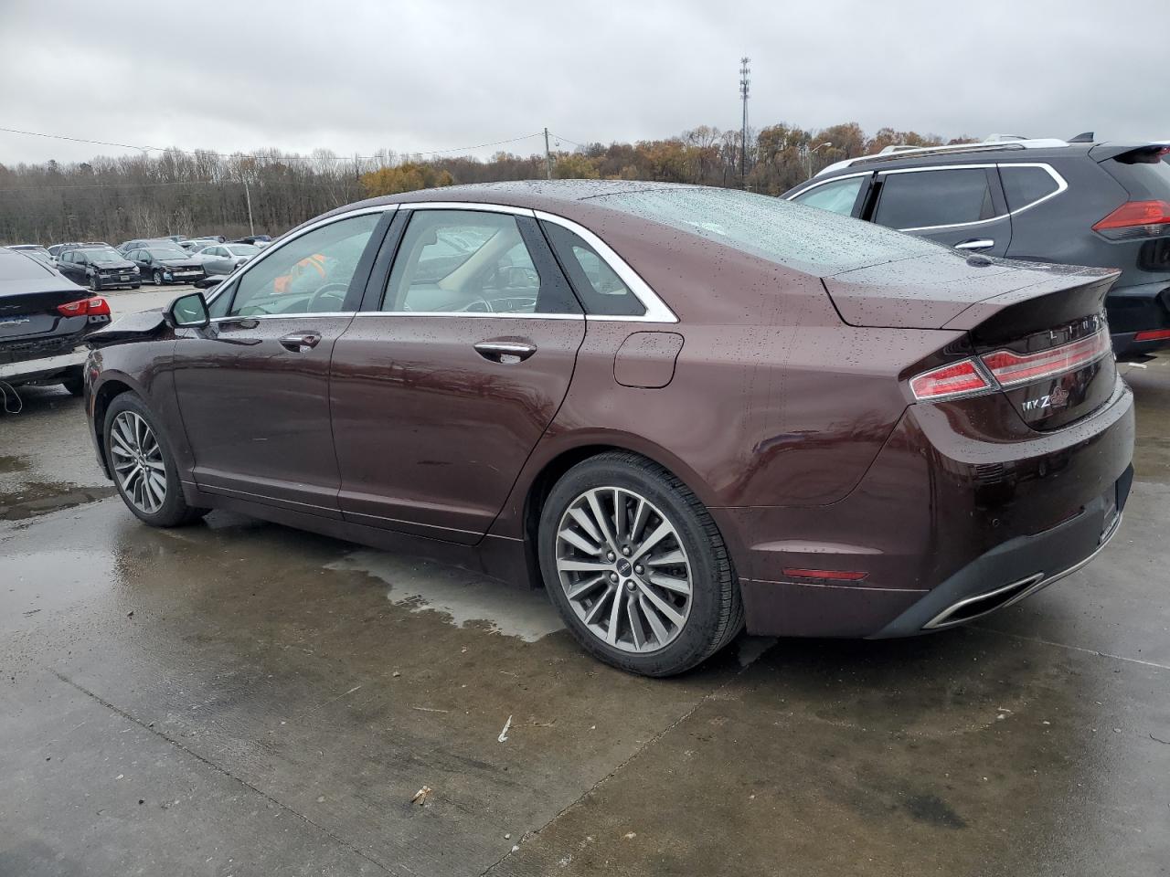 2019 Lincoln MKZ - Image 2