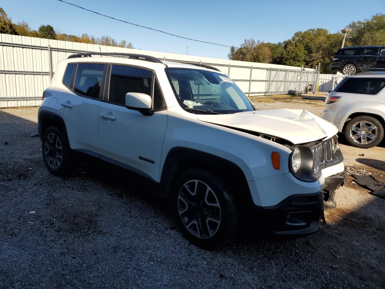 VIN ZACCJABB4JPG90300 2018 JEEP RENEGADE no.4