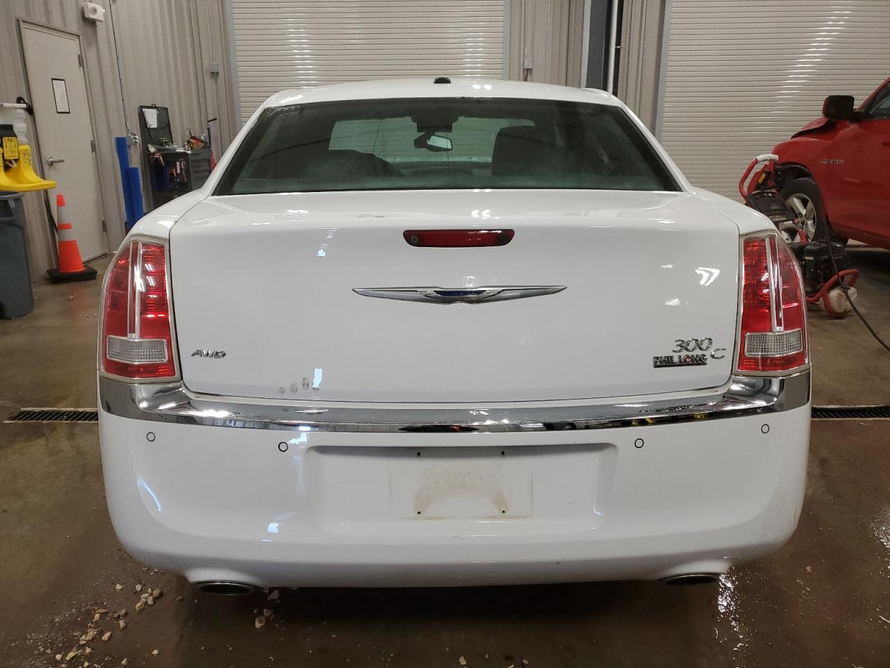 2014 Chrysler 300C VIN: 2C3CCAKT7EH236010 Lot: 80202974